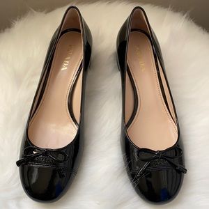 Prada Vernice Patent Black Shoes -38.5